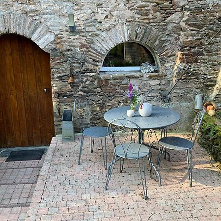 Le Moulin De La Castellerie Bed & Breakfast Moon-sur-Elle Екстериор снимка