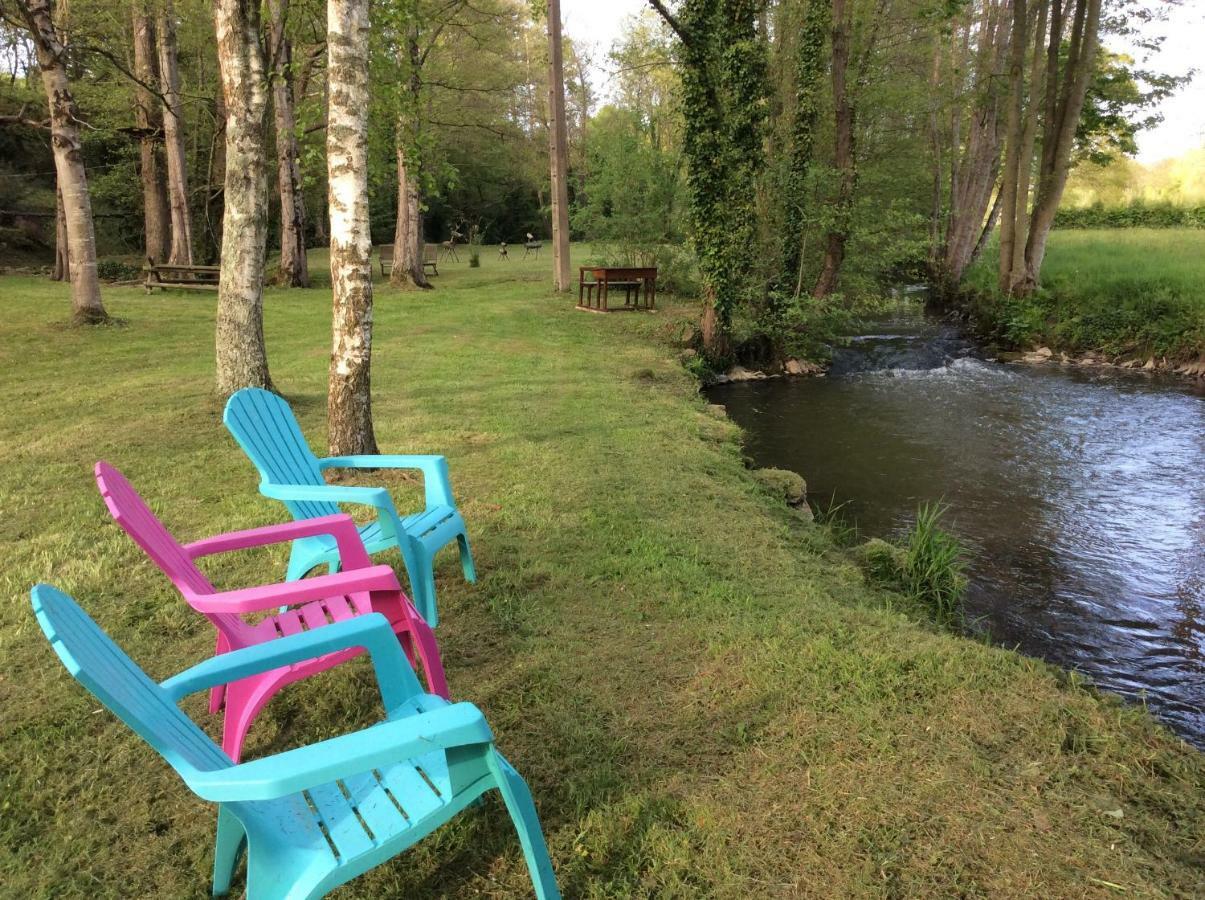 Le Moulin De La Castellerie Bed & Breakfast Moon-sur-Elle Екстериор снимка