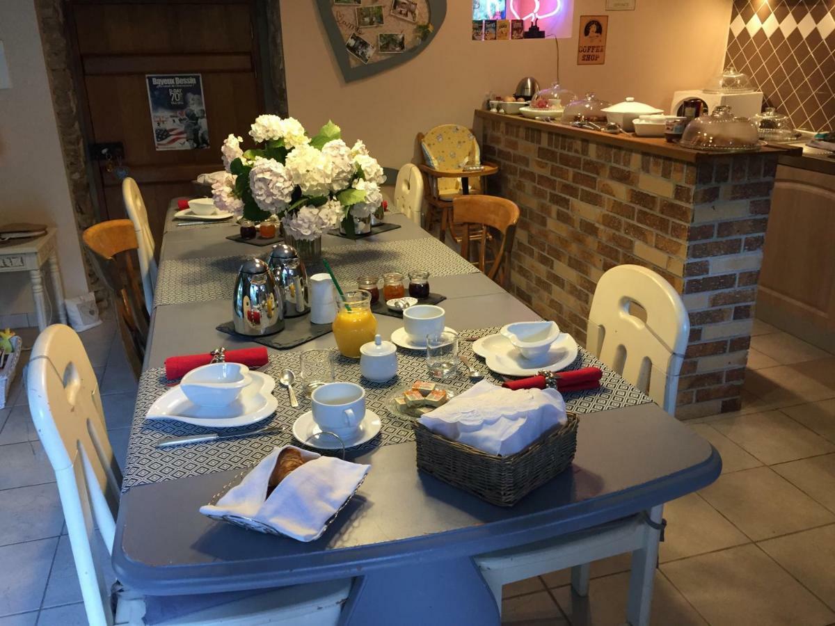 Le Moulin De La Castellerie Bed & Breakfast Moon-sur-Elle Екстериор снимка