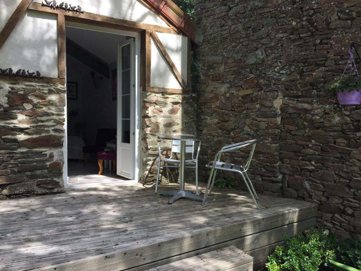 Le Moulin De La Castellerie Bed & Breakfast Moon-sur-Elle Екстериор снимка
