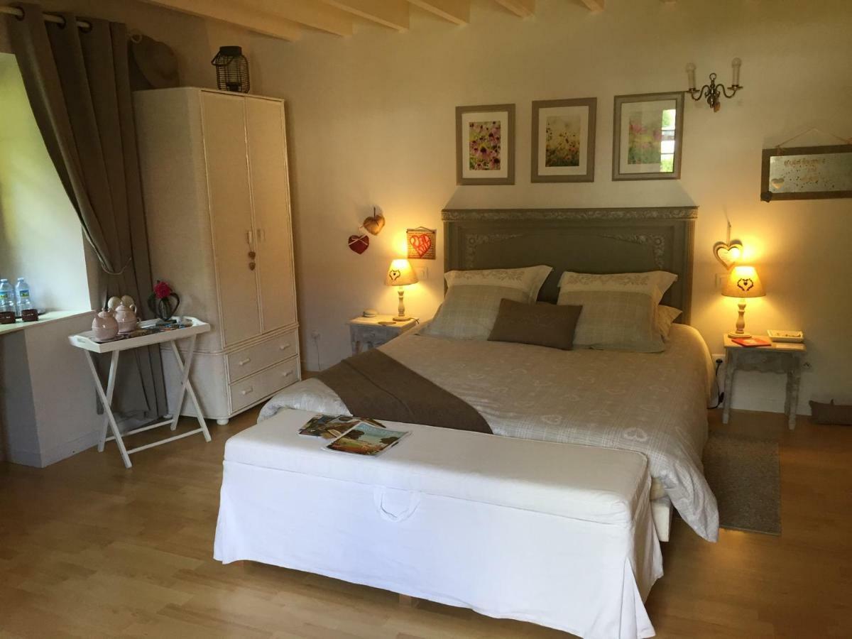 Le Moulin De La Castellerie Bed & Breakfast Moon-sur-Elle Екстериор снимка